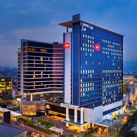 Ibis Bandung Trans Studio Exteriér fotografie