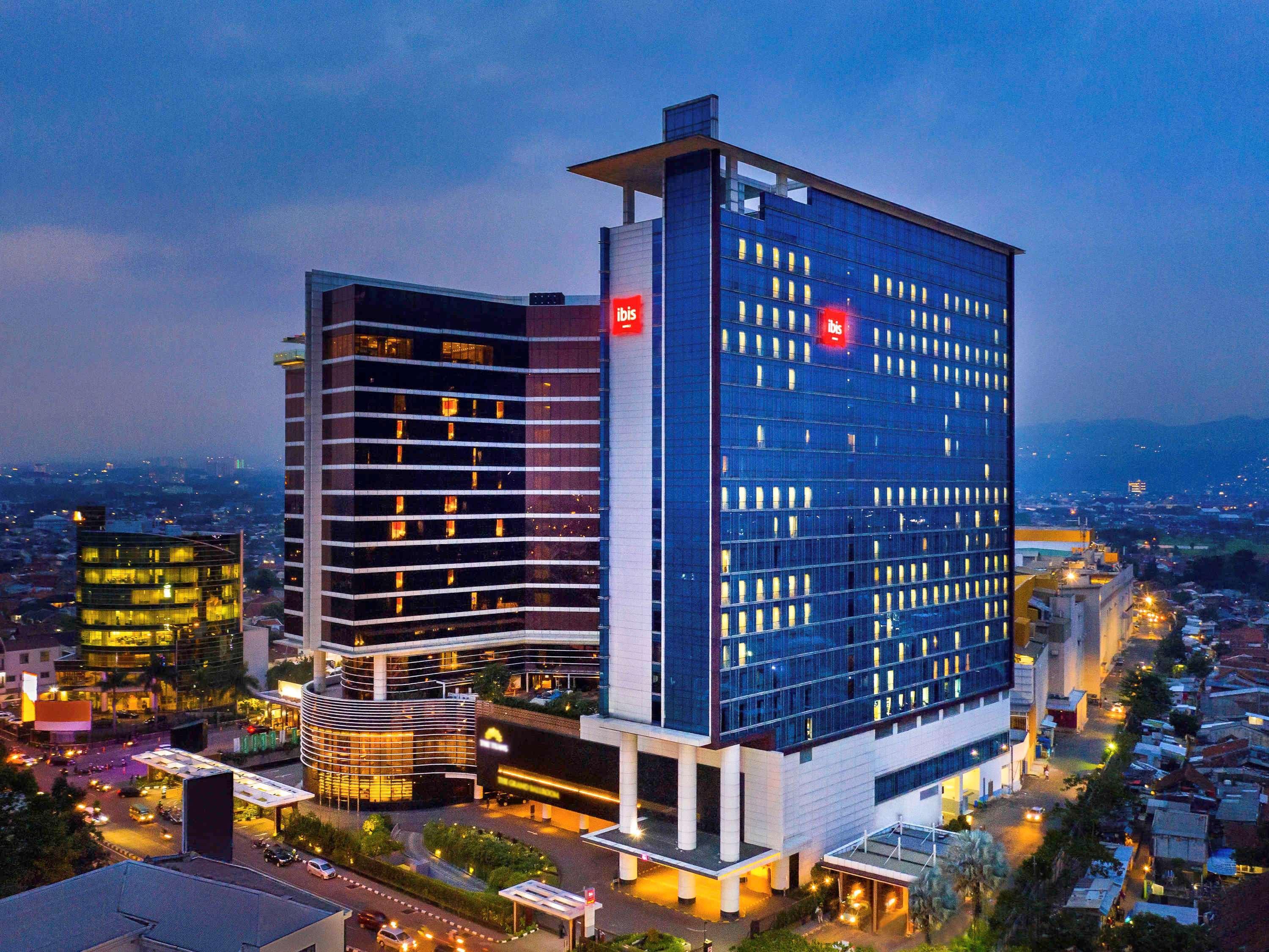 Ibis Bandung Trans Studio Exteriér fotografie
