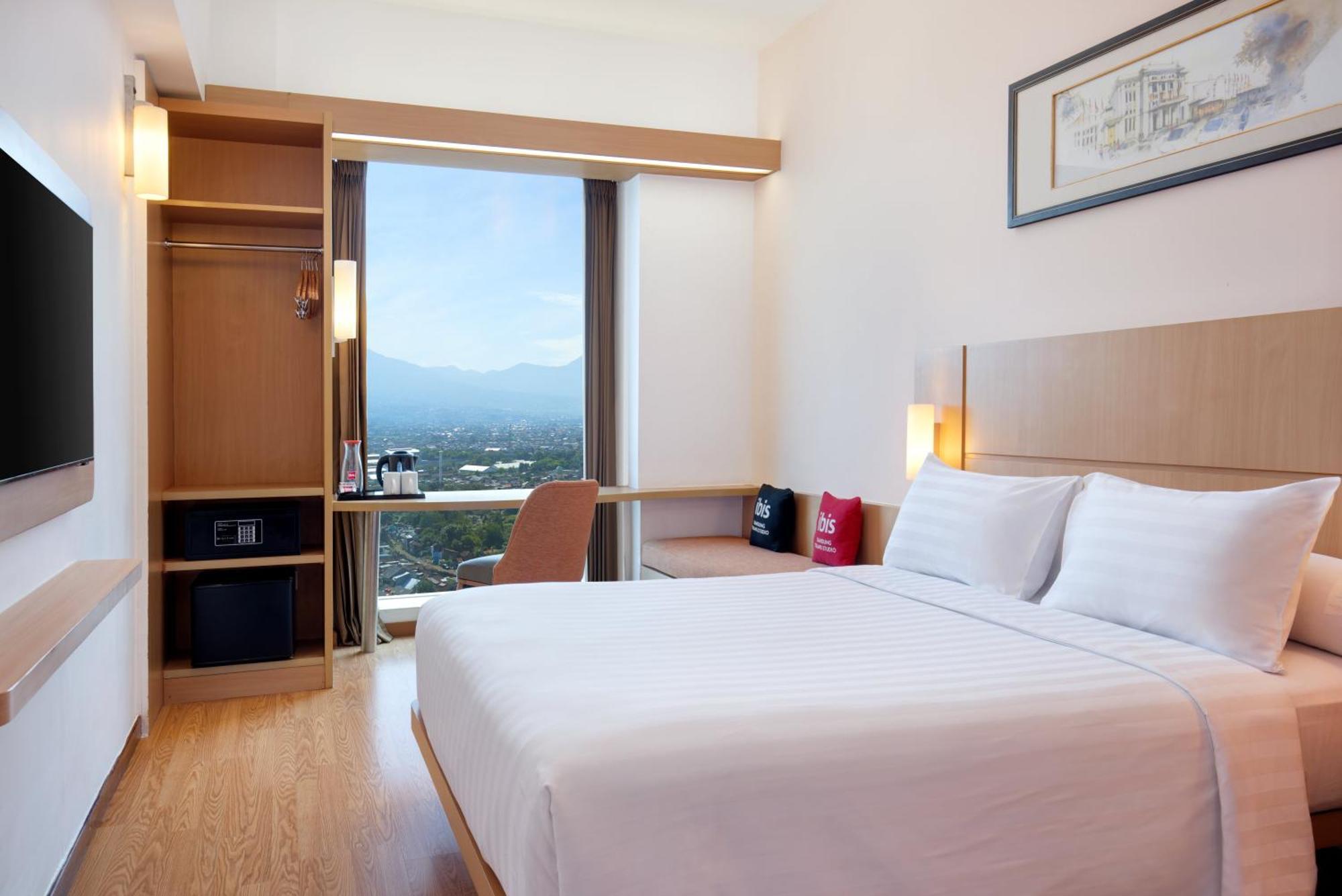 Ibis Bandung Trans Studio Exteriér fotografie