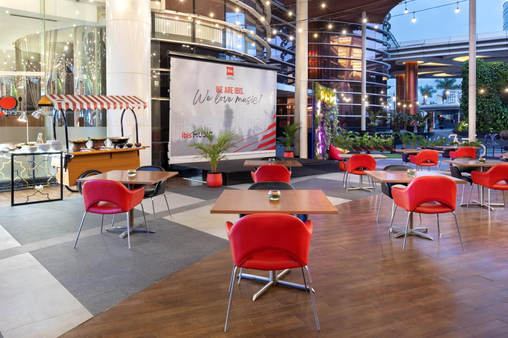 Ibis Bandung Trans Studio Exteriér fotografie
