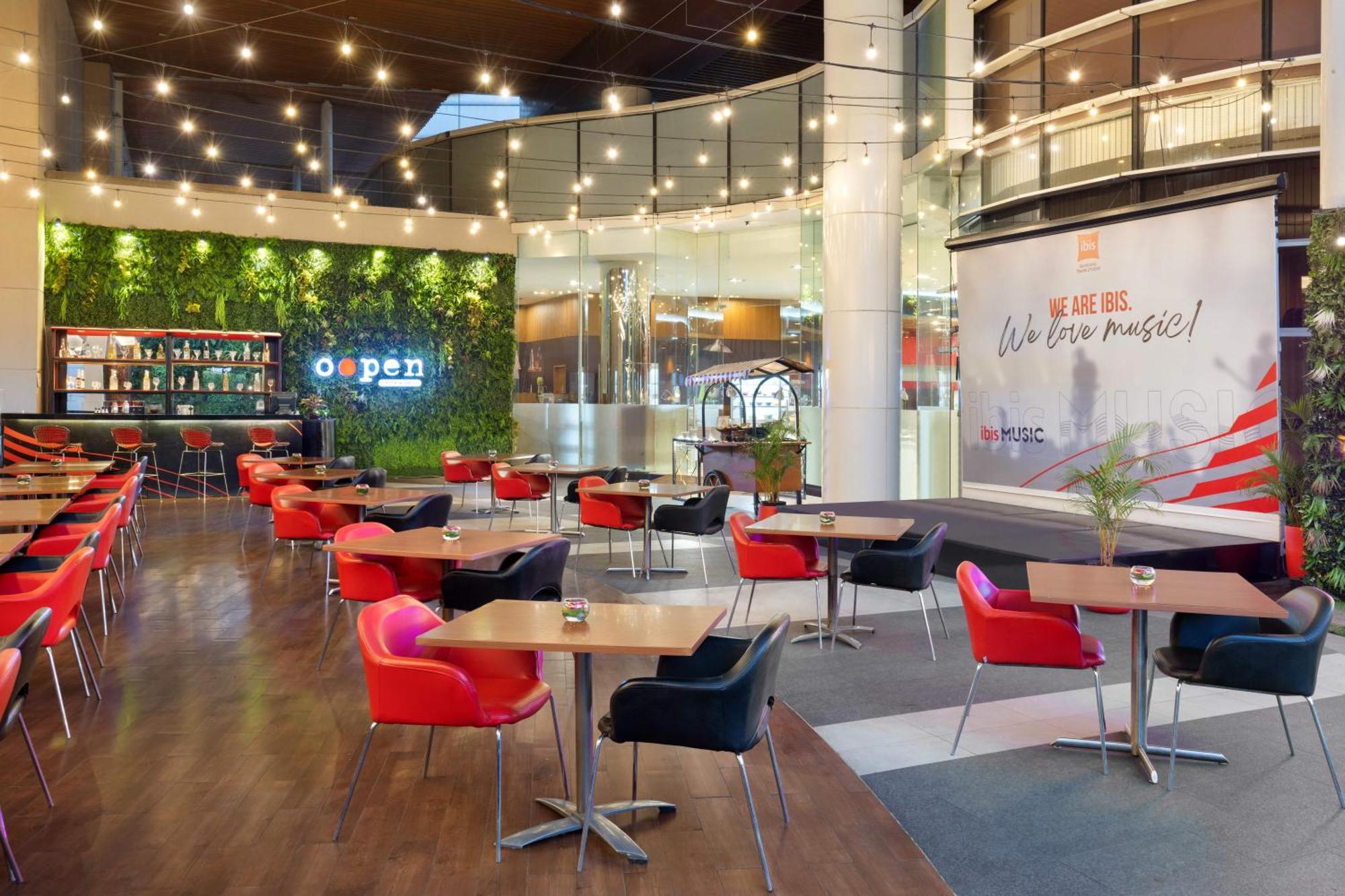Ibis Bandung Trans Studio Exteriér fotografie